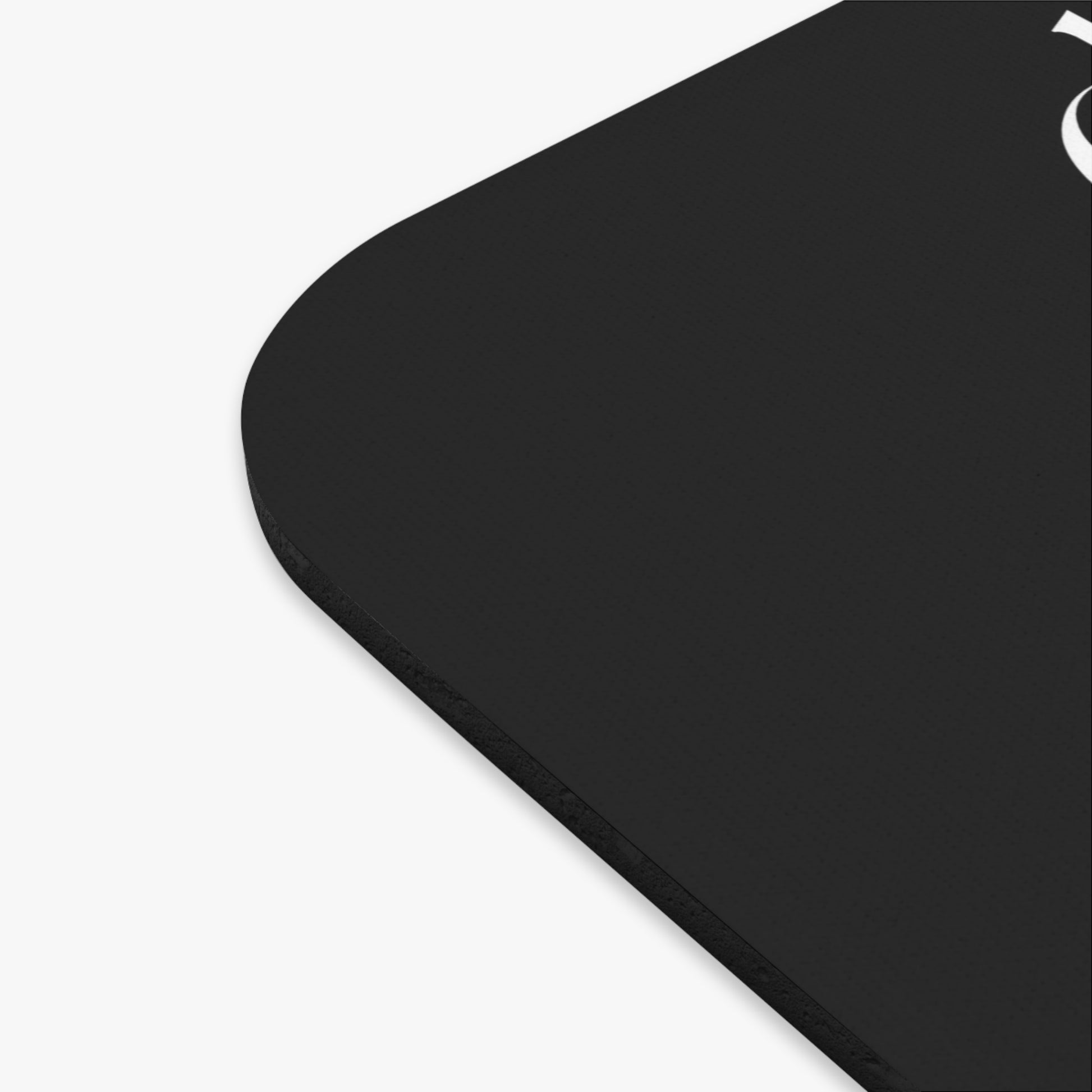 MAEICO'S Diligent Mouse Pad
