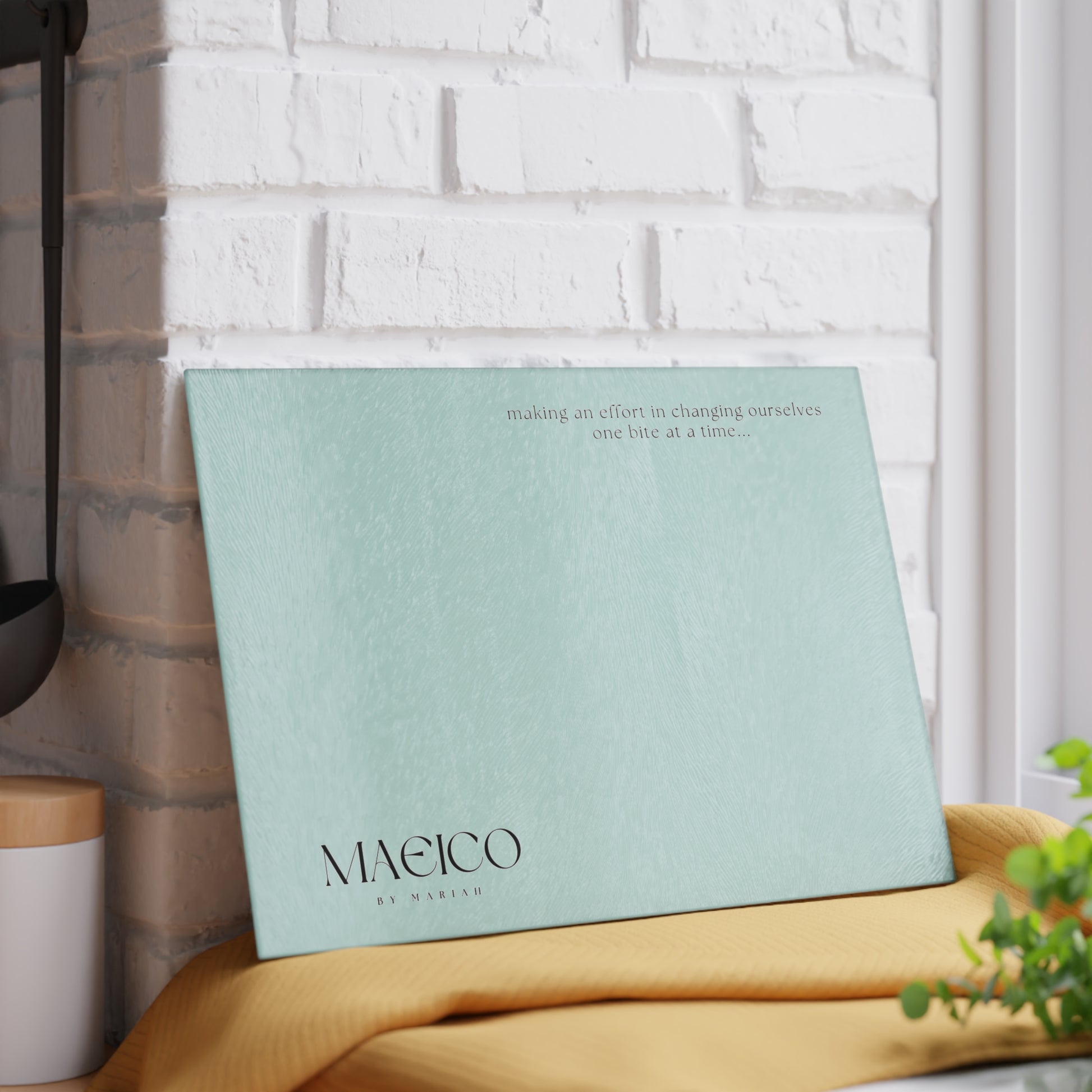 MAEICO Glass Cutting Board